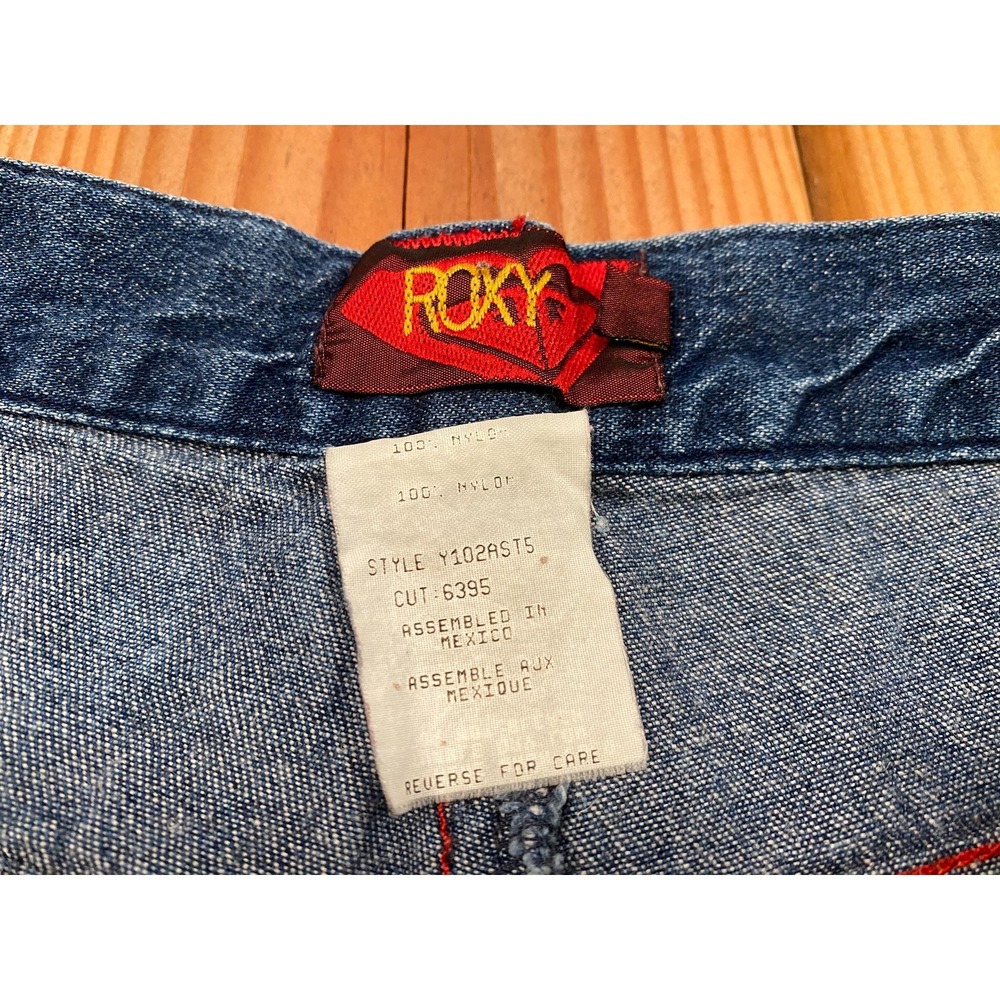 Vintage 90s/Y2k Roxy Nylon Blend Utility Cargo Shorts - W28xL13.5 - Picture 6 of 9